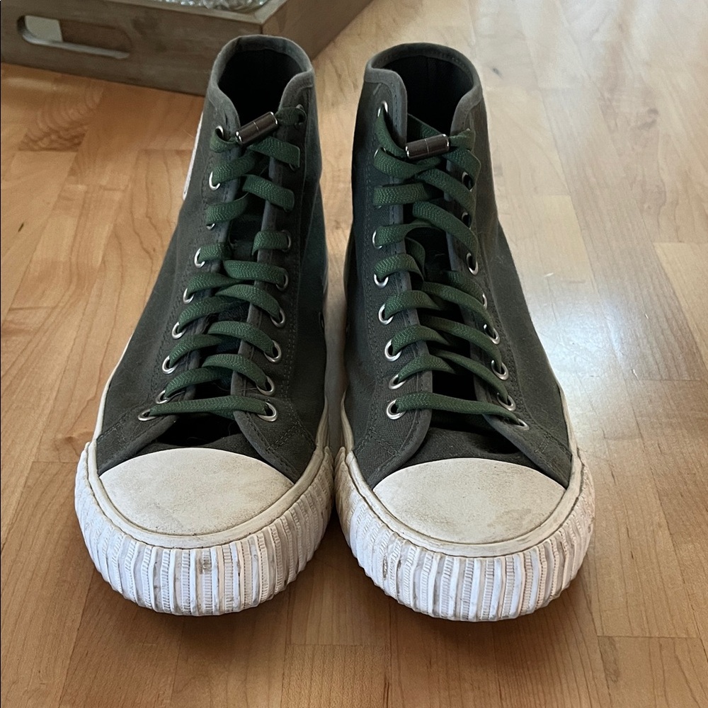 Used PF Flyers